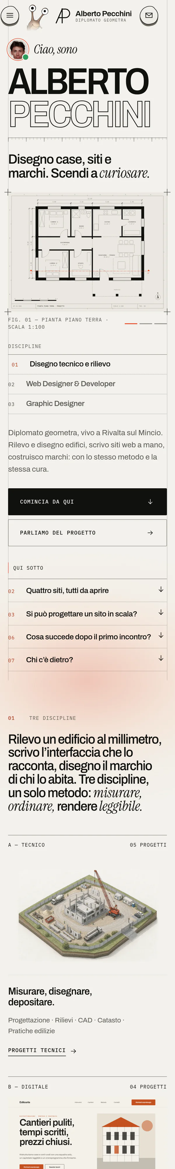 Home page di Alberto Pecchini su smartphone, pagina intera